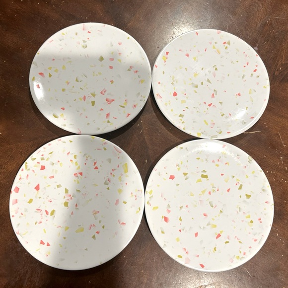 Plate Set Case Pack of 4 Brand New - From Target L 23.5cm/W 12.5cm/H25.2… - Picture 1 of 6